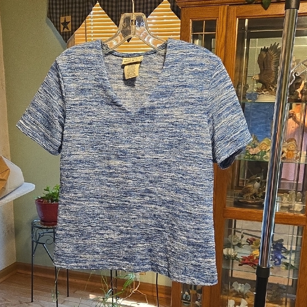 Blue Patterned Women's Blouse Tiny little sparkles